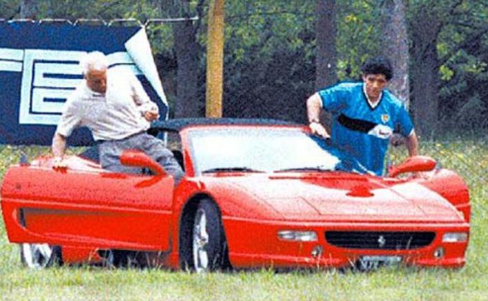 马拉多纳黑色法拉利,球王马拉多纳的车