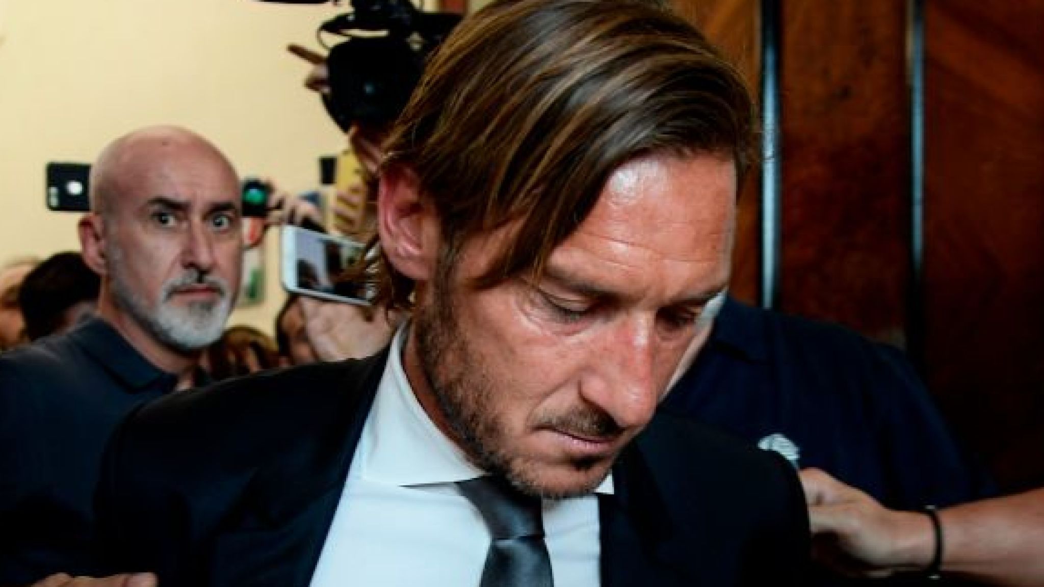 托蒂告别天下足球,托蒂为什么离开米兰