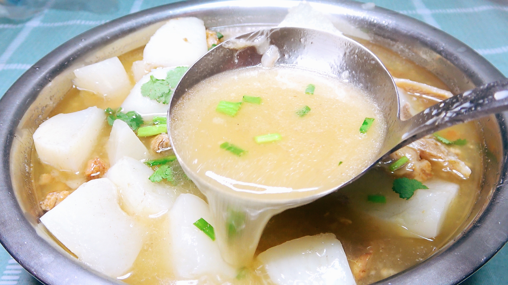 羊肉汤怎么炖好喝的做法秘籍,羊肉汤怎么炖好喝视频教程