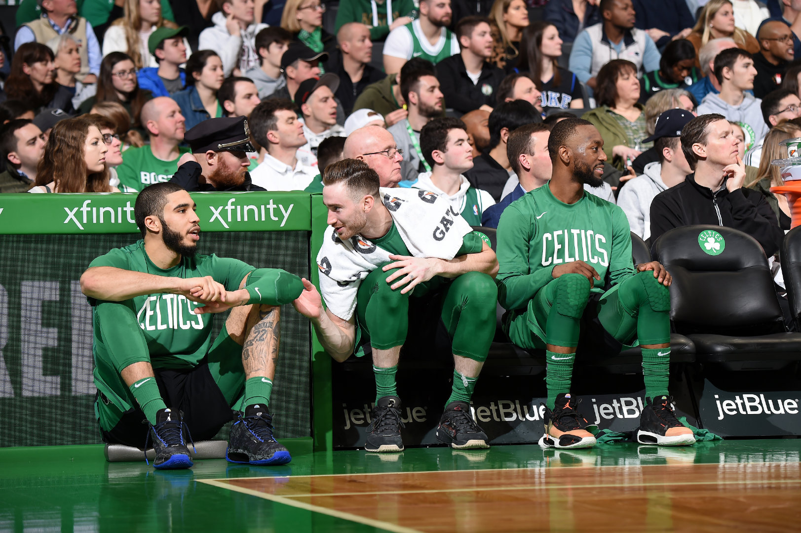 今日球鞋上脚集锦,中国球员球鞋上脚合集