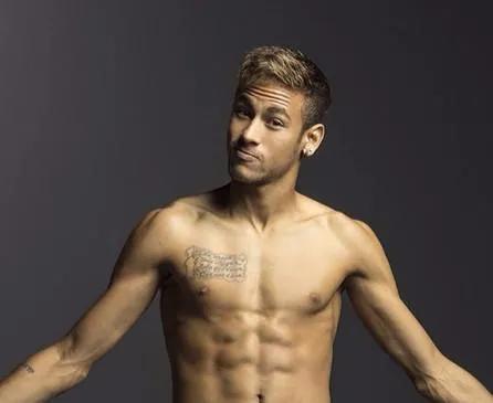 世界著名足球明星身材,足球十大巨星身材最好的