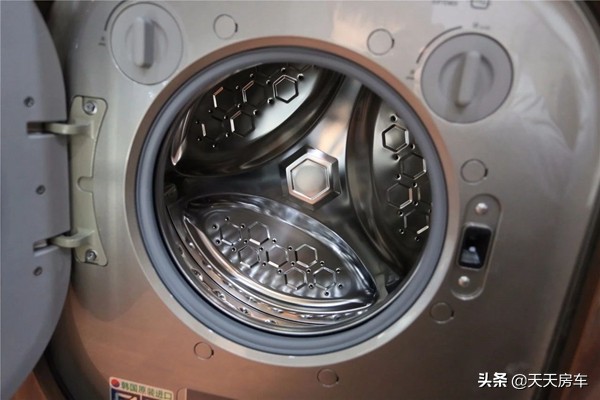 2018拓锐斯特房车经典款,拓锐斯特2022款房车c型菁英版