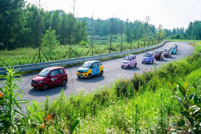荣获国家一级资质!雷霆皇综合实力再获国家首肯