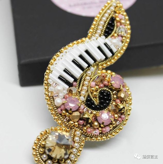 diy手串水晶饰品 (水晶串配饰大全)