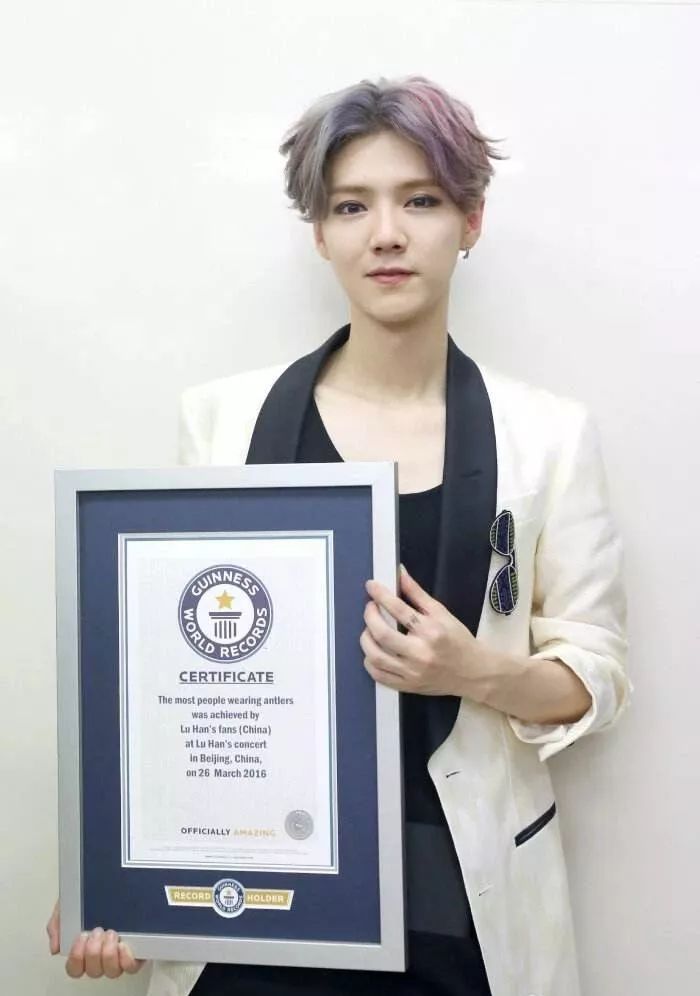 别再说鹿晗“娘”了，他才是真正的北京爷们儿