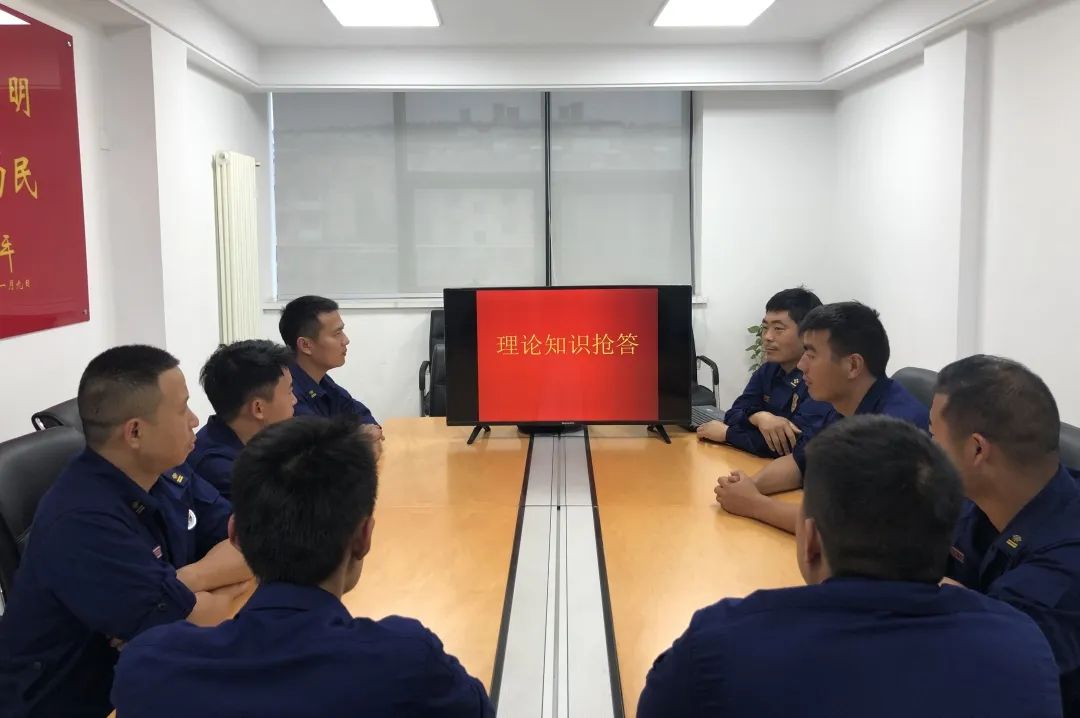 紧扣实战夯基础，苦练本领促提升--徐州市消防救援支队举高消防车驾驶员培训纪实