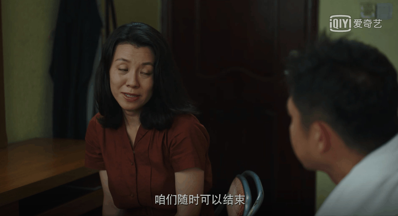 《隐秘的角落》里的中年人脸上都写着一句话：我太难了