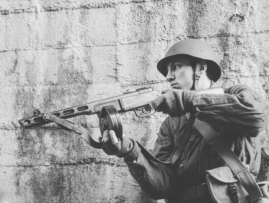 钓鱼钓出“二战神器”，苏军600万支打败德军，卫国战争胜利靠它