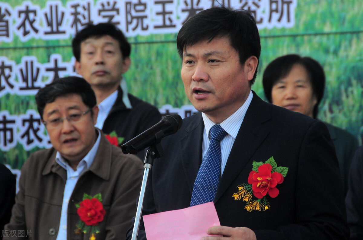 要是高中的老师也踢球，那中国足球就真的有救了