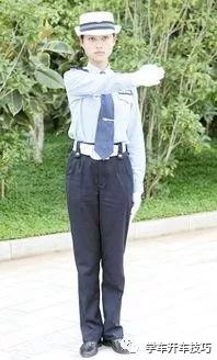 没看懂交警手势走了几步会扣分吗,新手开车怎样才会被吊销驾照