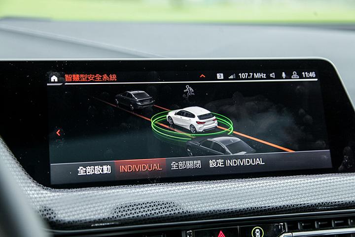 宝马118i2012款和2013款区别,宝马1系2016款118i都市设计套装