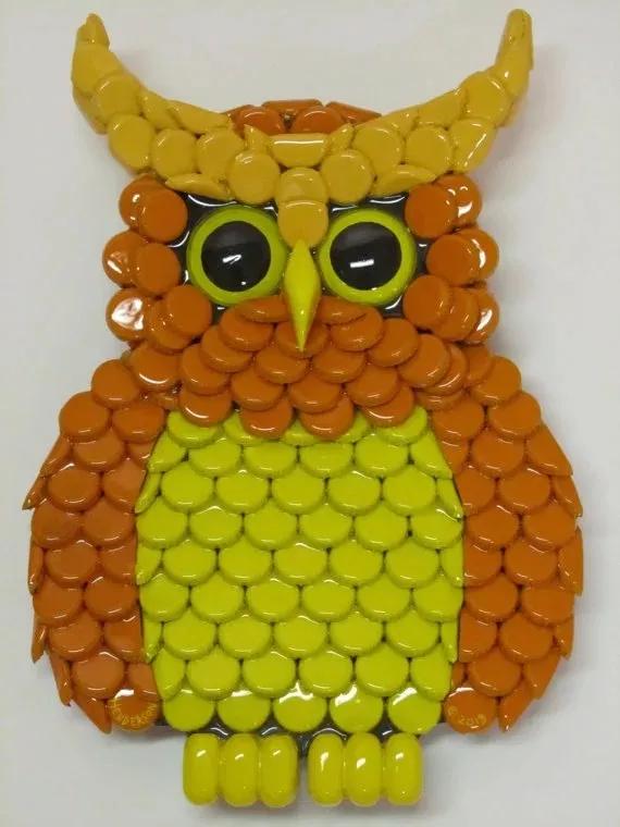 用啤酒的瓶盖怎么做成玩具,六个瓶盖可以做什么手工玩具