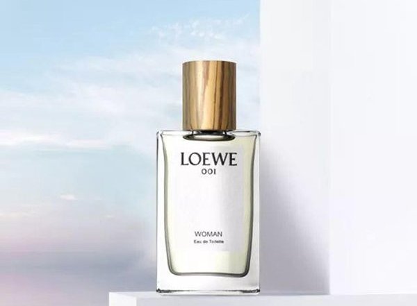 圣诞节送女生香水推荐,送穿着成熟的女朋友的香水推荐