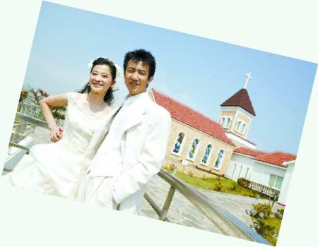 鄢颇李小冉现状,李小冉为鄢颇流产两次