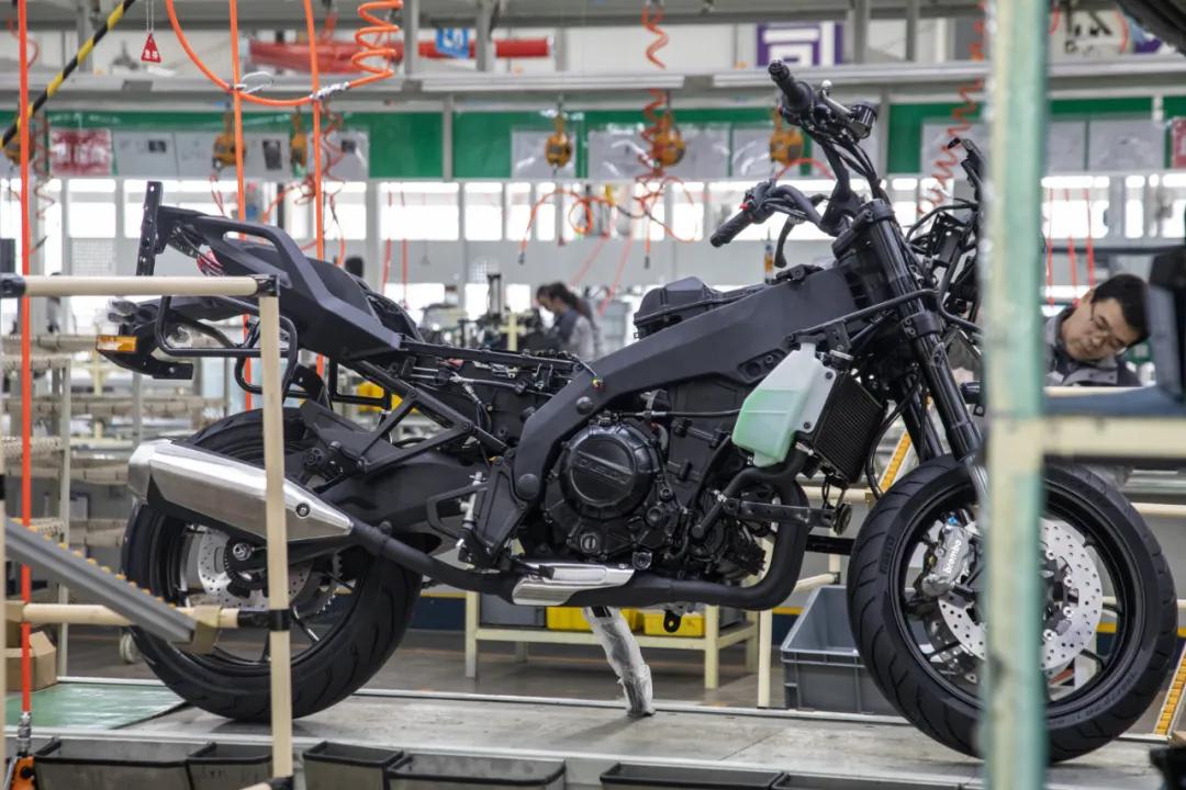 杰迪750跑车测评,杰迪750展车