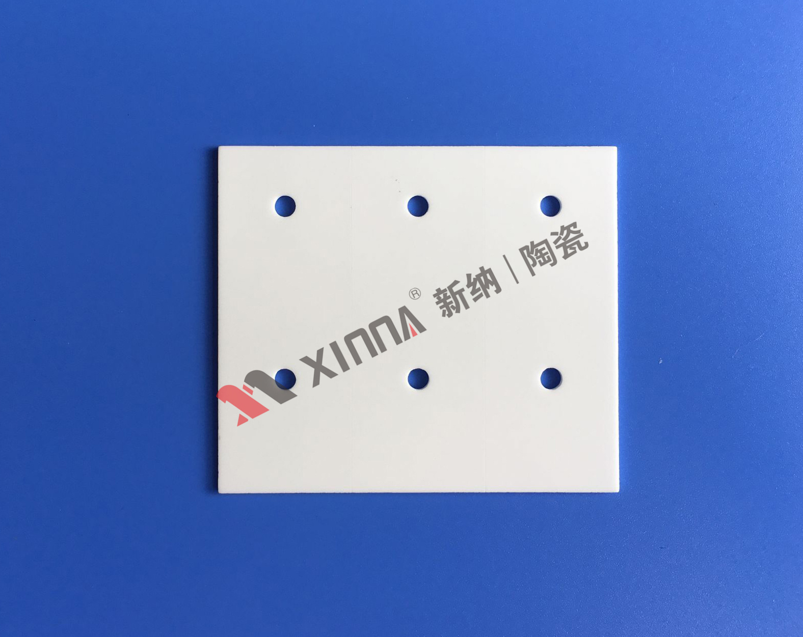 氧化铝陶瓷散热片,氧化铝陶瓷散热片原厂家