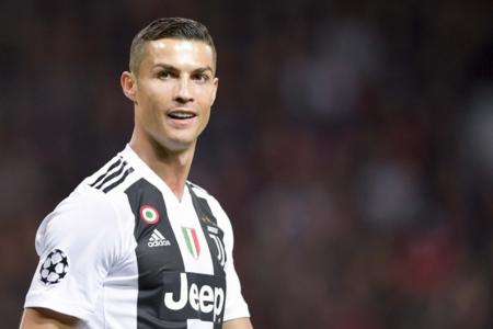 足坛名帅伊布c罗,现役足坛c罗梅西