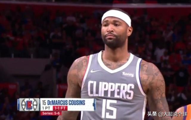 西蒙斯罚球把杜兰特看懵了,西蒙斯最后两罚全中