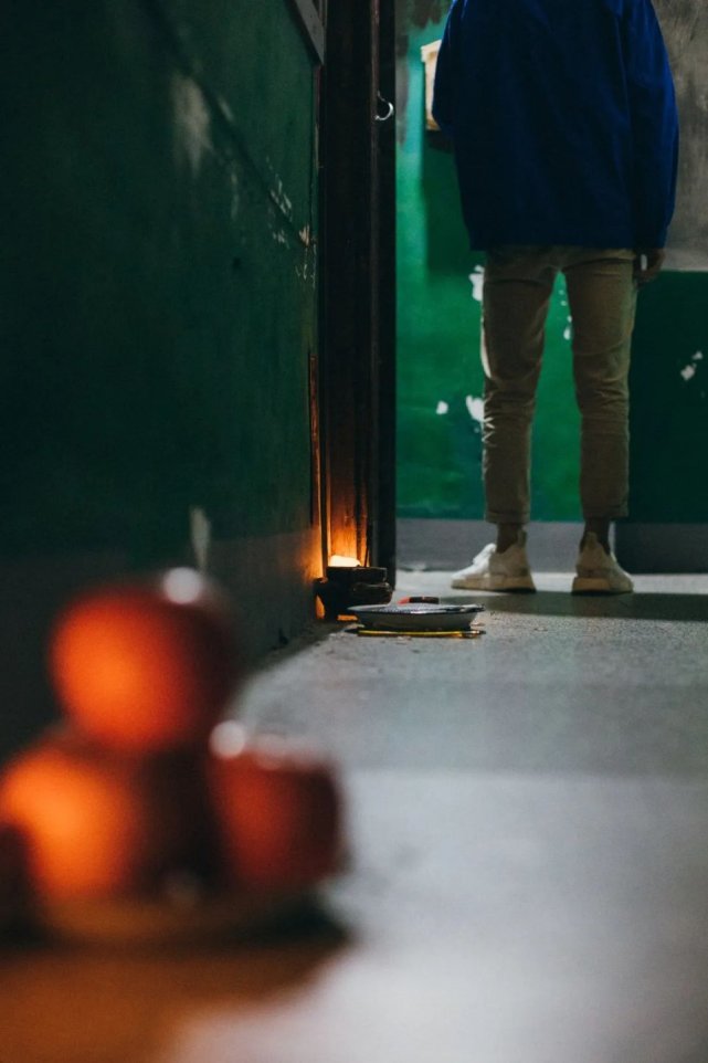 夜幕降临沉浸式密室逃脱体验剧场,超刺激的密室逃脱等你来体验