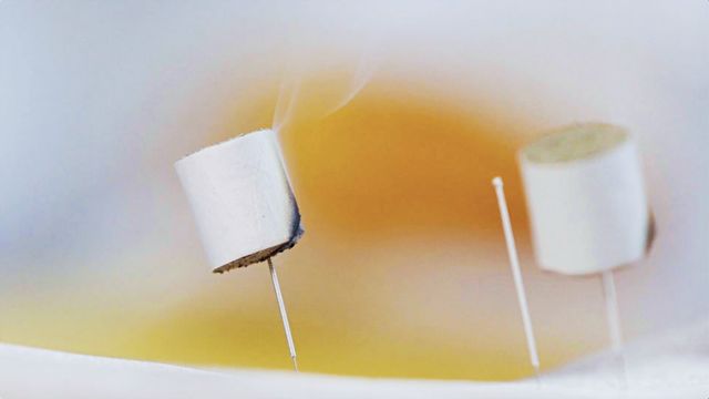 但凭一枚针，悬壶济世人