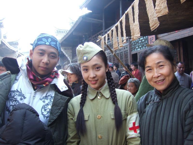 演员白静为啥走演戏道路,女演员白静简历