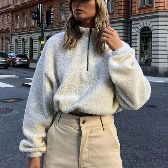 杨幂魏大勋真的是情侣吗,杨幂魏大勋情侣装现身同一小区