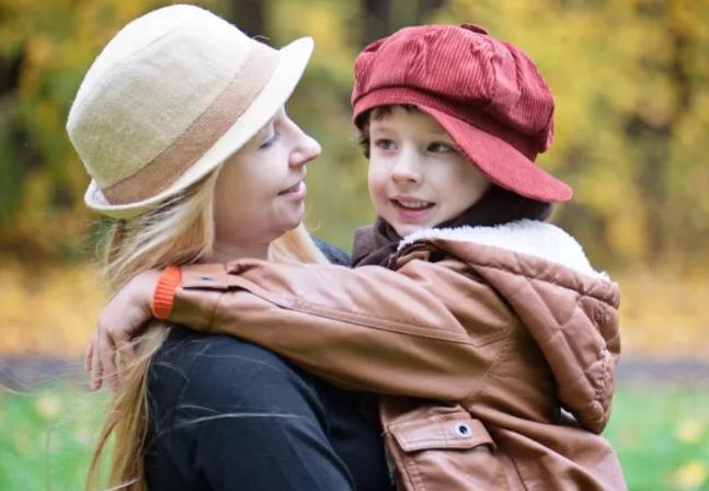 孩子不爱自主思考怎么回事,孩子懒不愿意思考问题怎么办