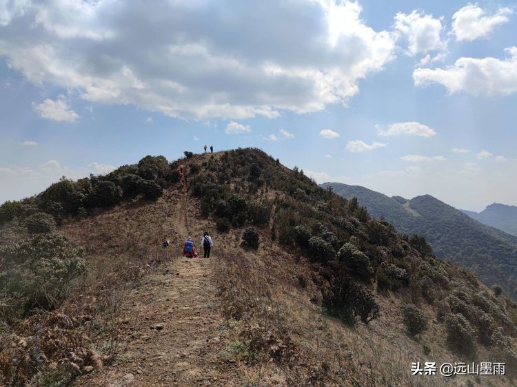 昆明谷堆山攻略,昆明棋盘山徒步攻略