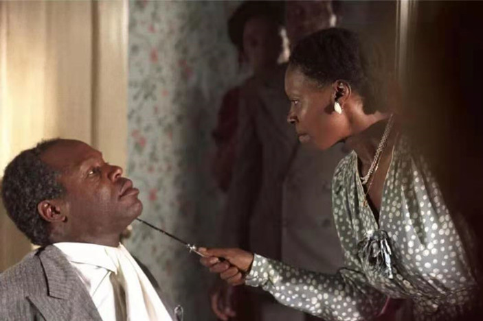 《紫色》14岁生下继父的孩子，丈夫泄欲的工具，黑人女性的隐痛