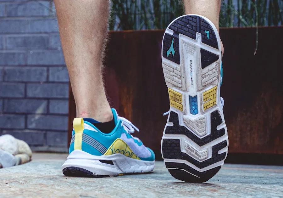 穿什么跑 | 孕妇1英里仅用5分25秒，你可能还跑不过她