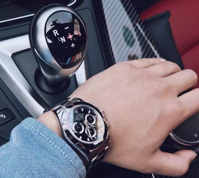 为什么说人生绕不过一台宝马,为什么人生绕不开一辆奔驰