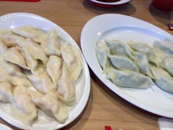 水饺皮怎么做才好吃?参考喜家德做好4点,水饺皮软糯劲道不粘连