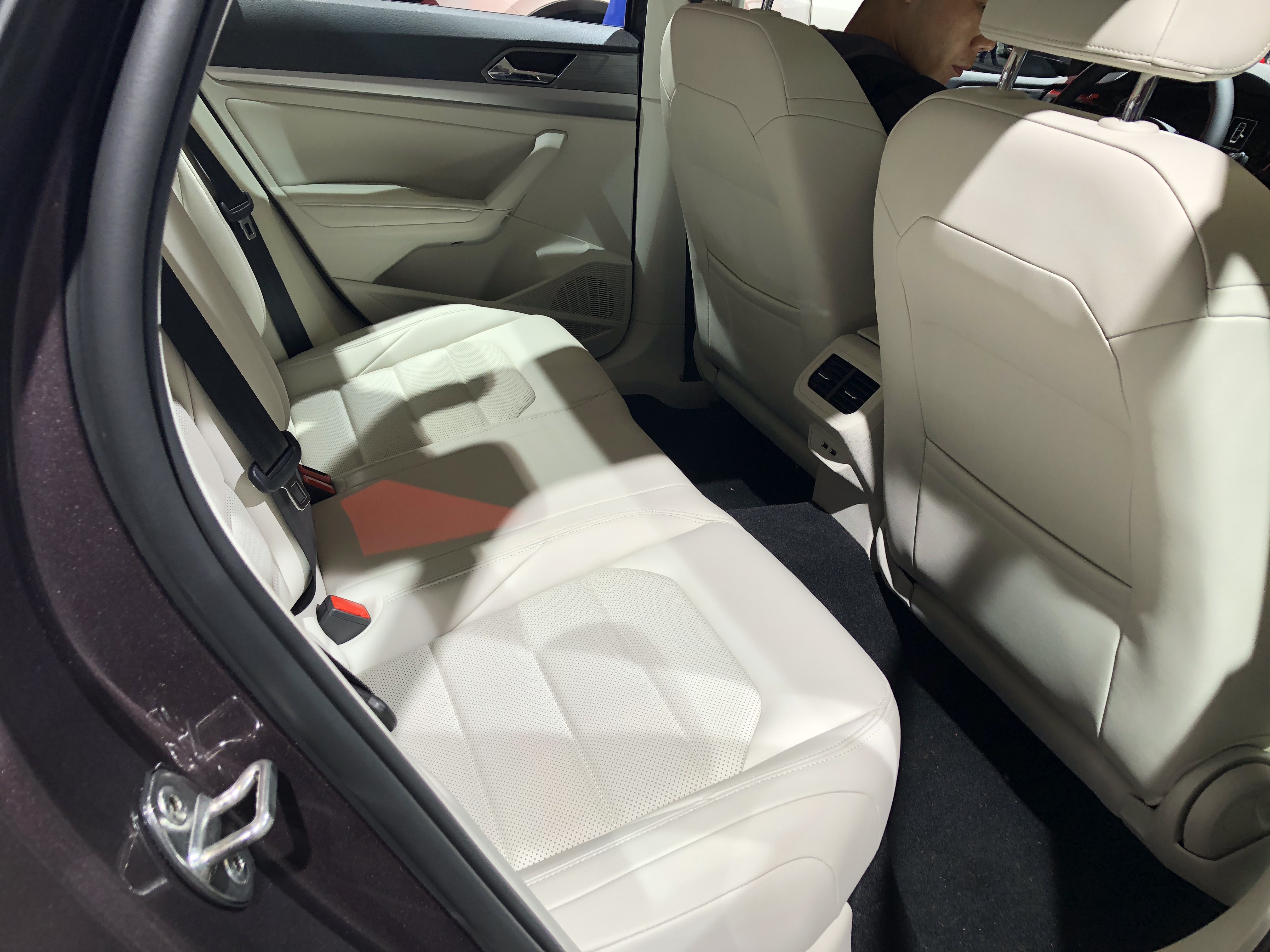 朗逸优点和缺点,朗逸的优缺点怎么看