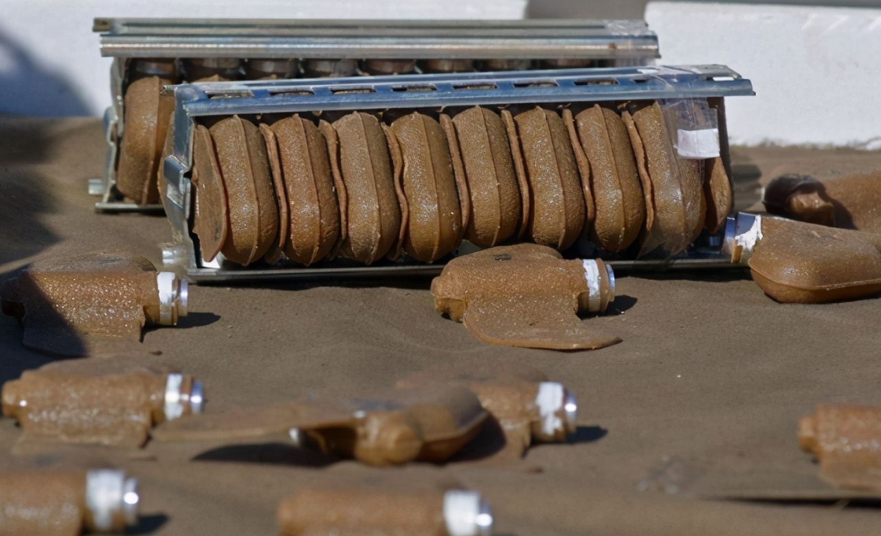 这种“蝴蝶”很是美丽，却让无数人缺胳膊断腿，至今都没办法解决