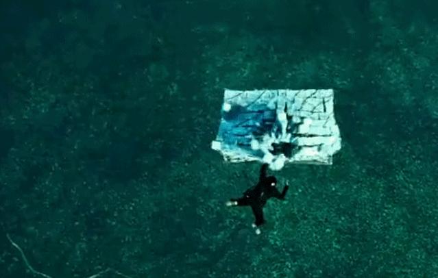 在这起悲剧中，“不作不死”的评论只会暴露偏见