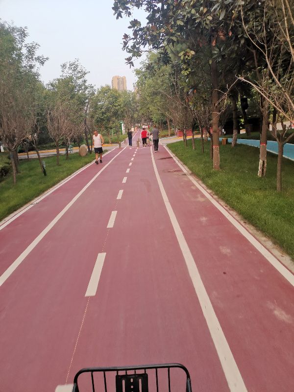 西安自行车专用道起点和终点,西安市首条自行车专用通勤道建设