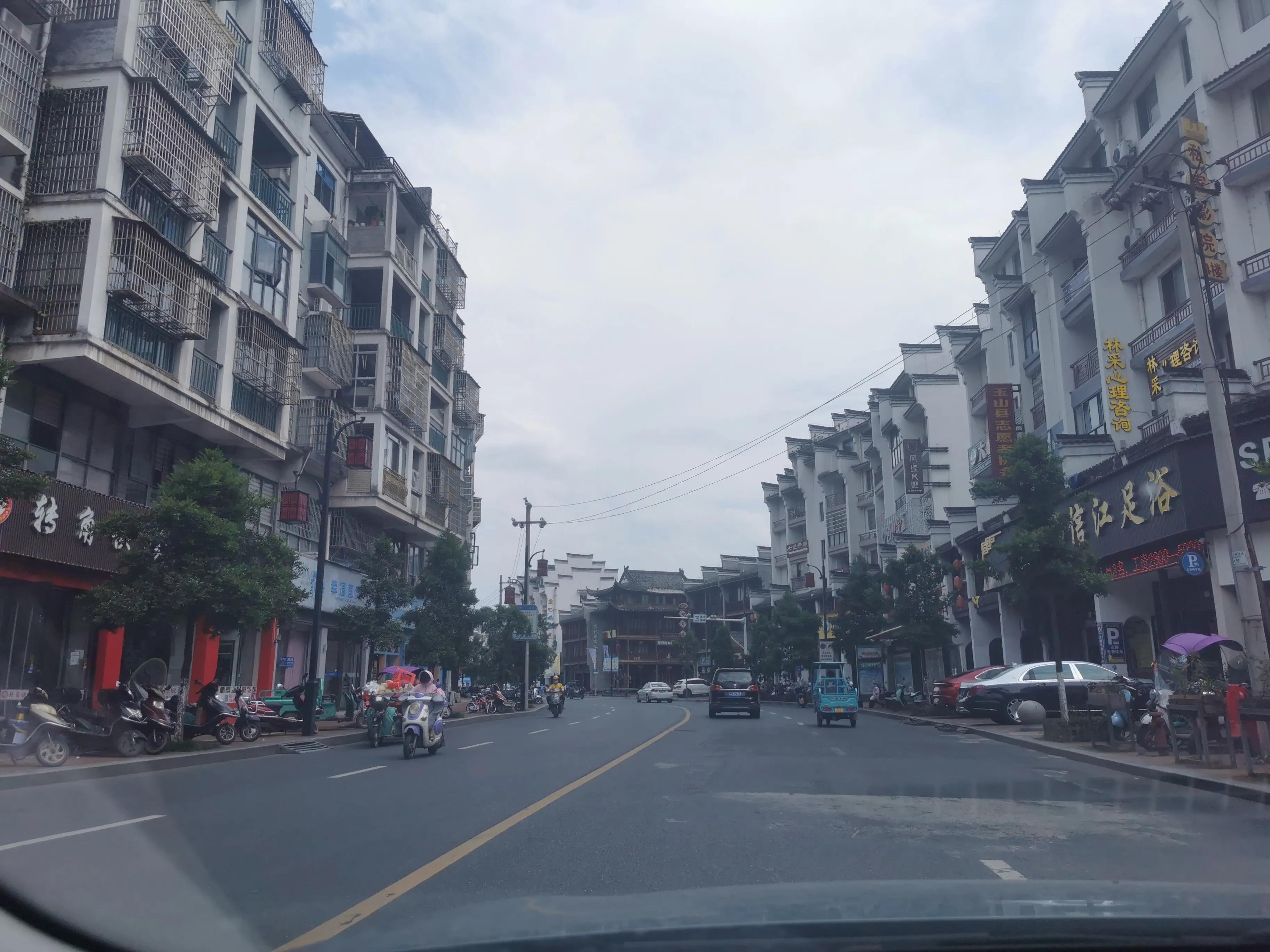 冰为溪水玉为山指的是什么地方,冰为溪水玉为山古诗