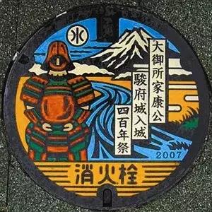 在日本，井盖儿都有美女粉丝团