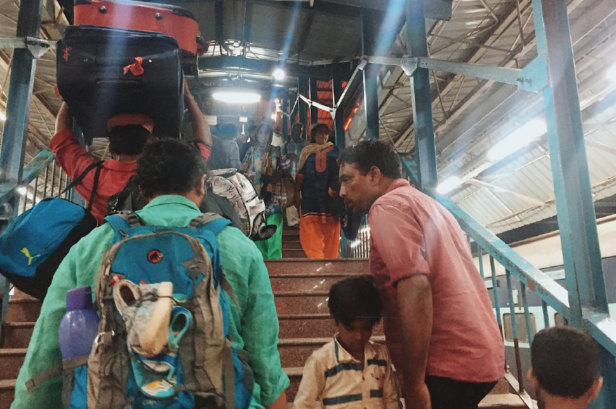 真正的印度火车2019,第一次乘坐印度的火车是什么体验