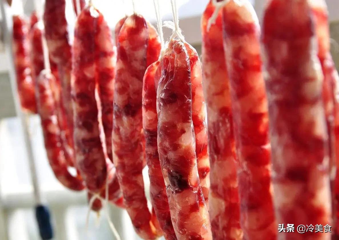 腊肠晾晒肠衣需要扎眼吗,腊肠肠衣破了能晾晒吗