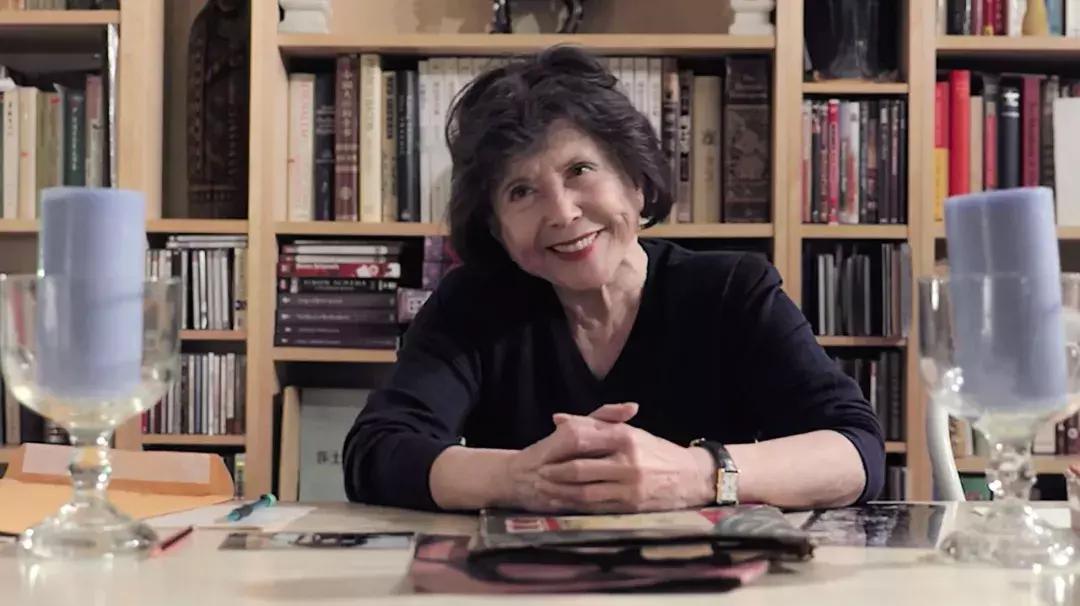 86岁的好莱坞华人教母：我是一只独来独往的豹，不需要结婚