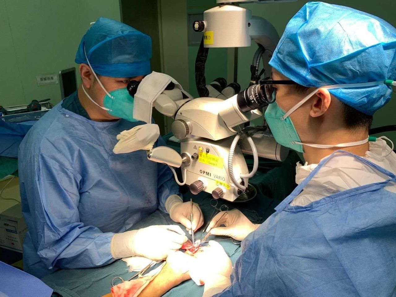 饱满红润！29岁木匠手指被切断 医生4小时再植成活