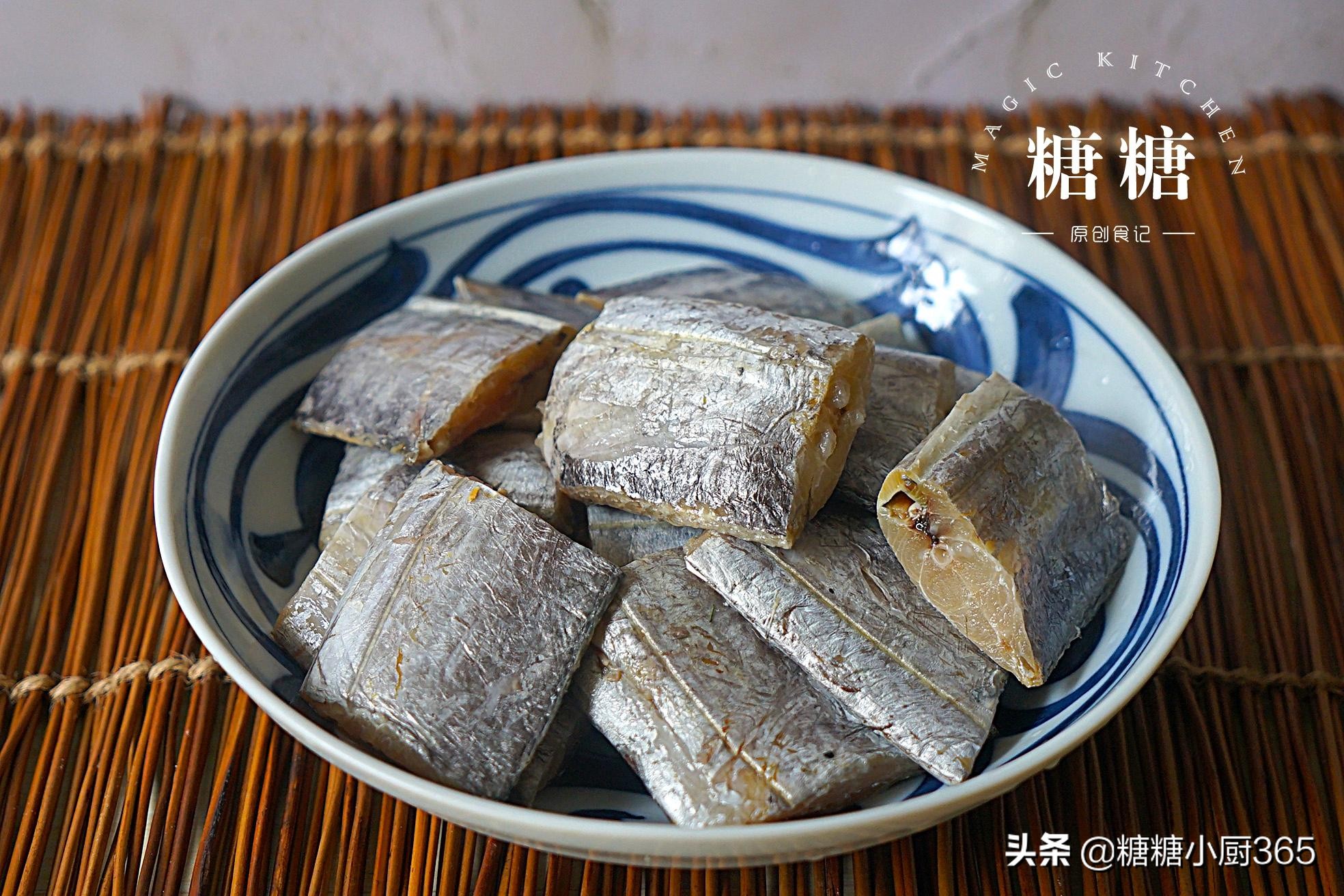 煎带鱼为什么会破皮,炸带鱼为什么会粘锅怎么补救