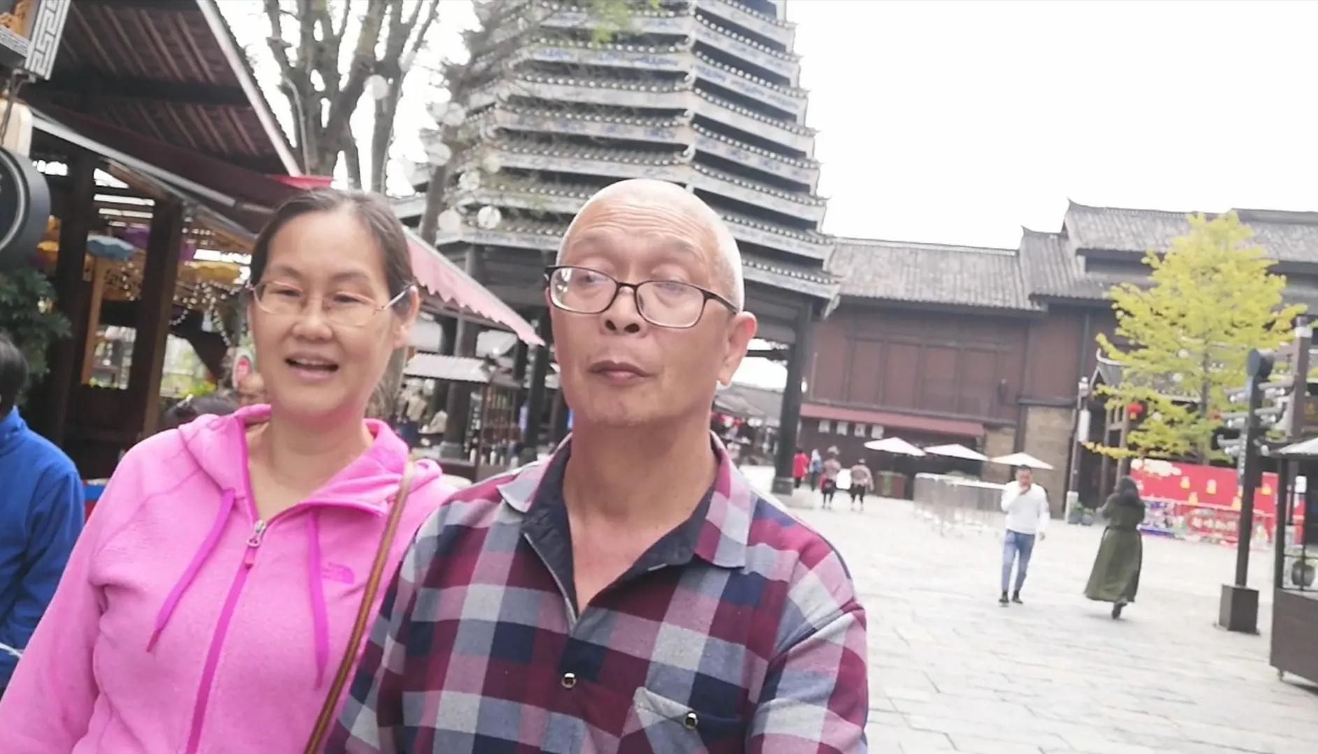 丹寨县万达小镇特色,丹寨万达小镇国家休闲街区