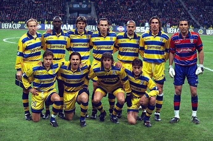 聊聊国家队那点事,聊聊足球队徽