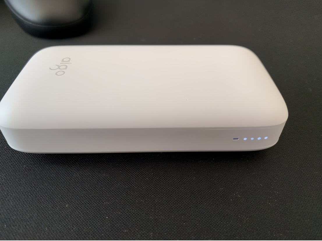 aigo爱国者移动电源f20000,爱国者移动电源新款