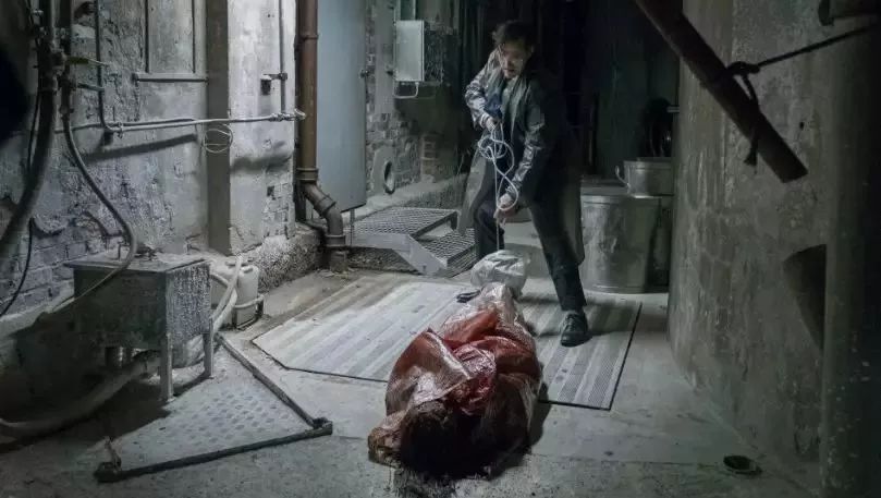 大尺度神作首映吓跑100人，你能忍到几分钟？