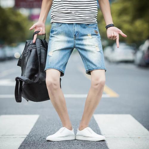 夏季男士短裤选择技巧,夏天男生的短裤应该选宽松点的吗