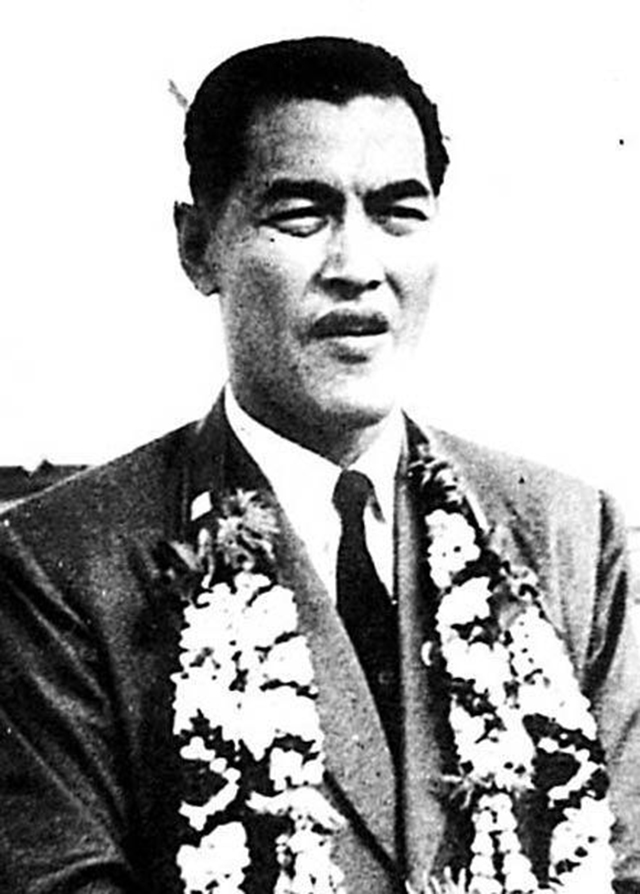 足球史上百大足球巨星,世界十大足球传奇球星2022届