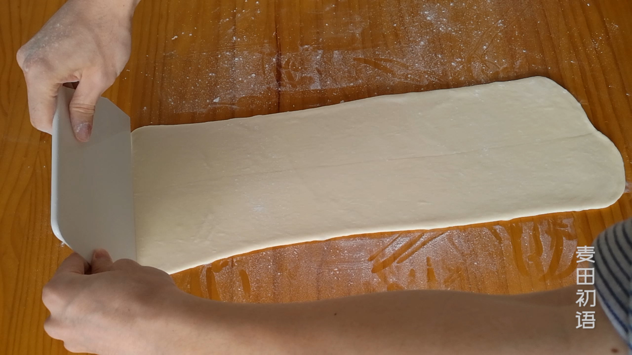 可颂机器开酥的正确方法和步骤,牛角包可颂面包开酥教程视频